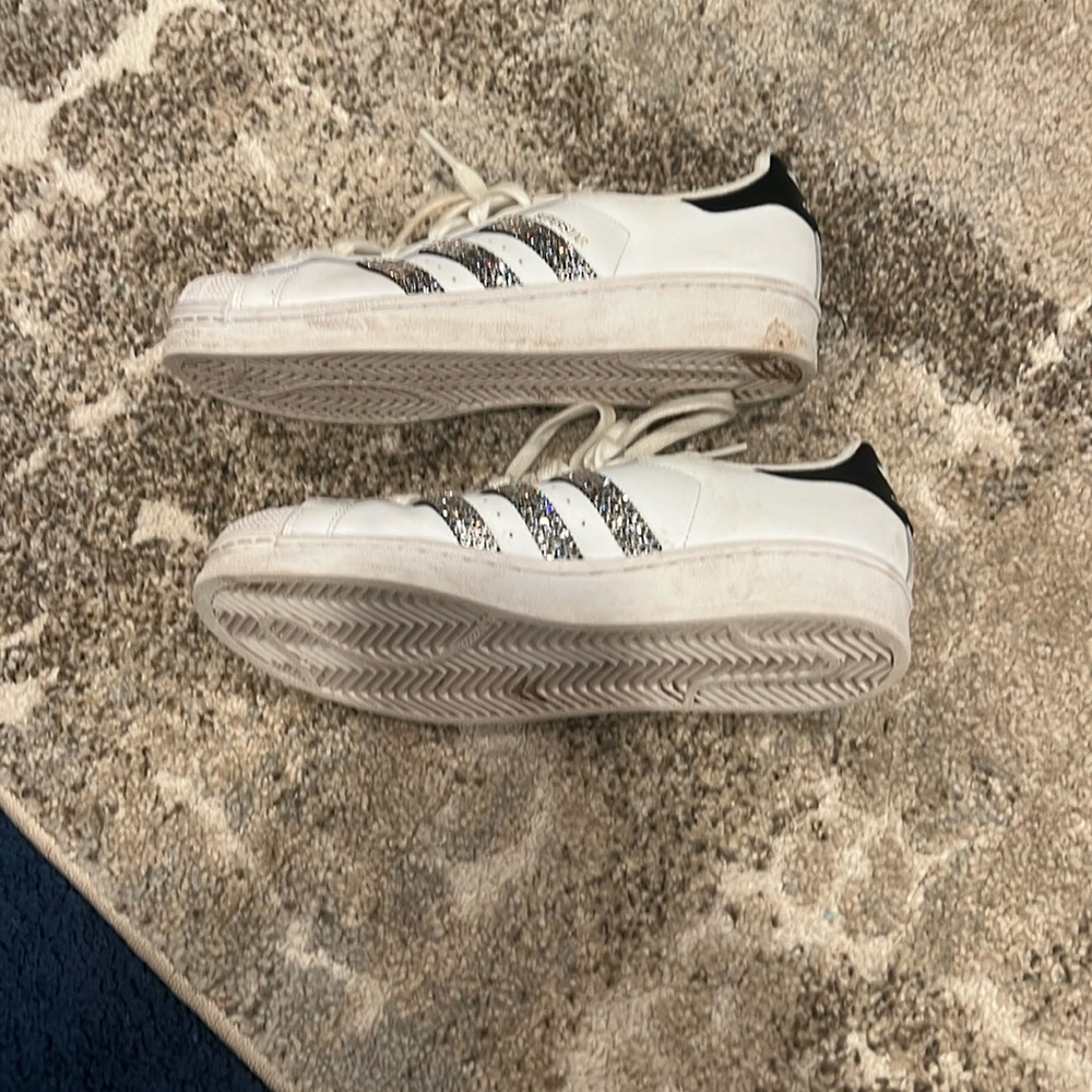 White adidas sneakers - Picture 4 of 5